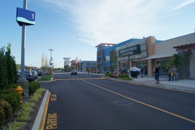seattle-outlet-2